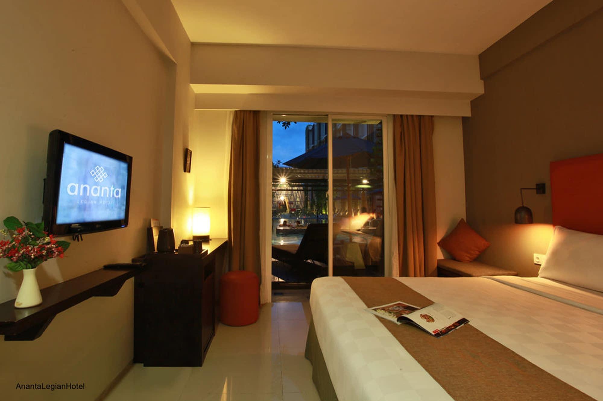Ananta Legian Hotel Exterior foto
