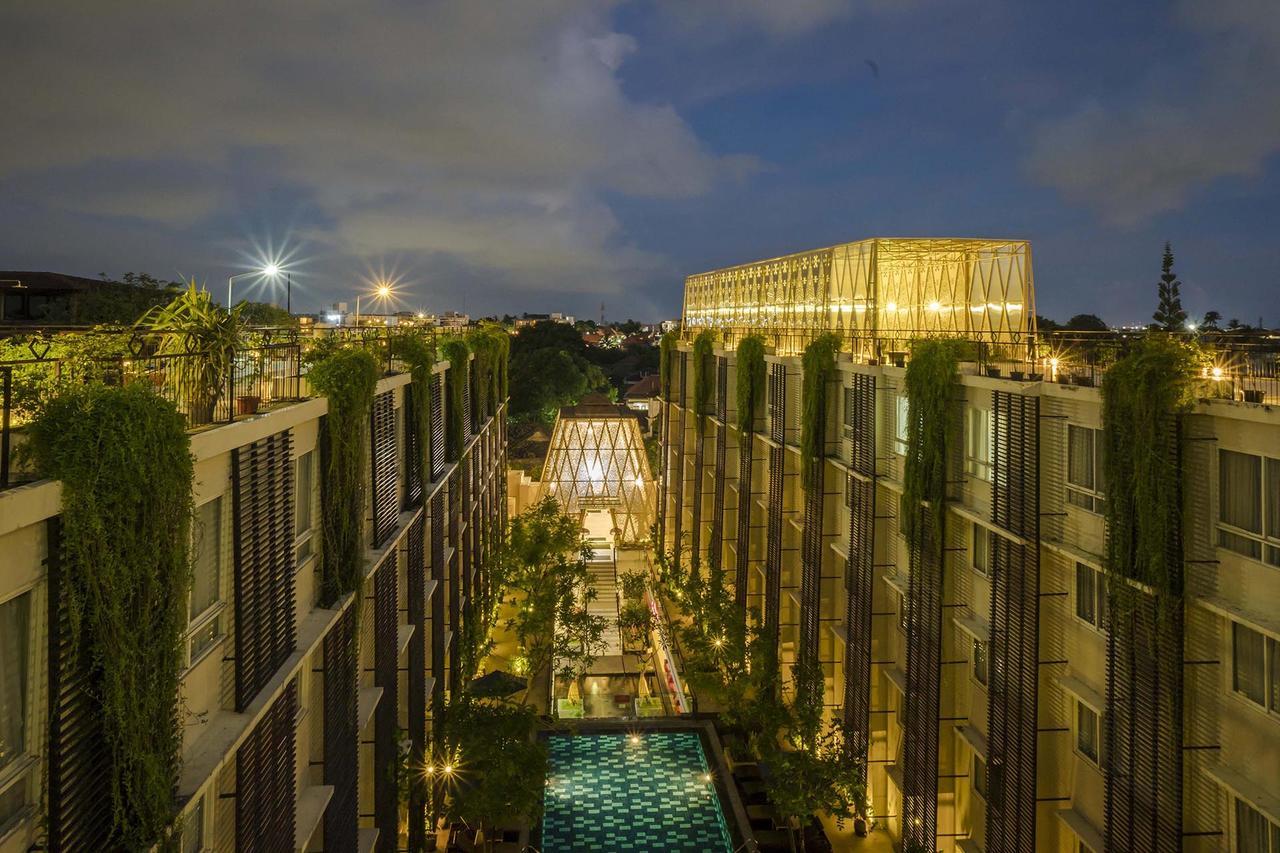 Ananta Legian Hotel Exterior foto