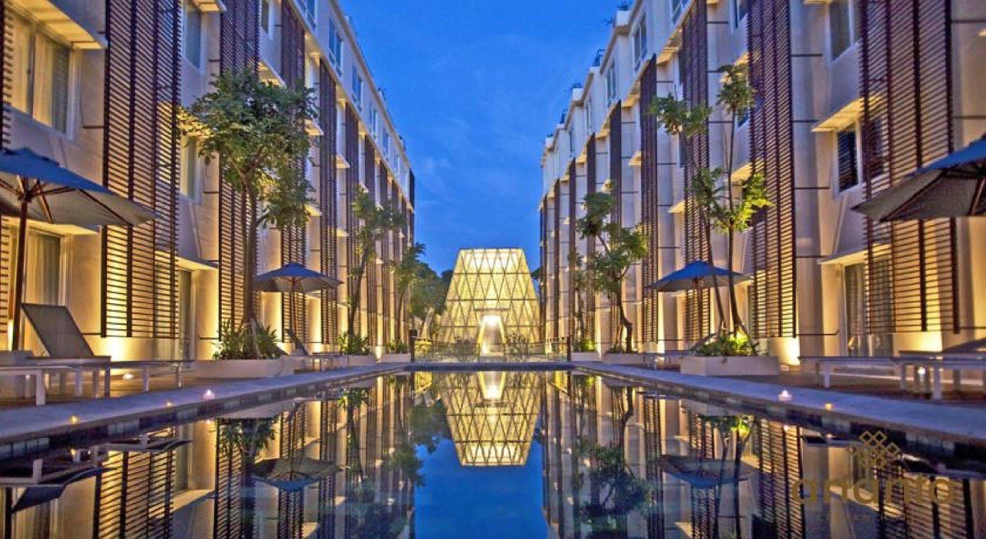 Ananta Legian Hotel Exterior foto